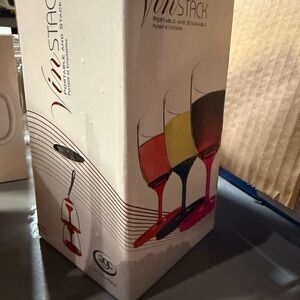 VinStack Portable and Stackable Wine Glasses